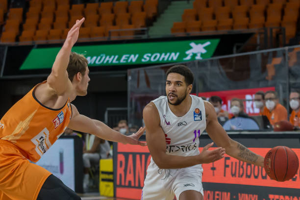 他以精准的 他以精准的