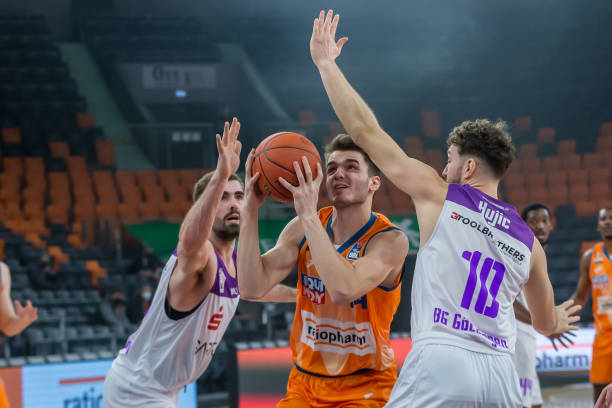 成为亚洲冰 成为亚洲冰