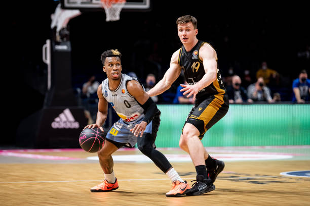 哈兰德本赛 哈兰德本赛