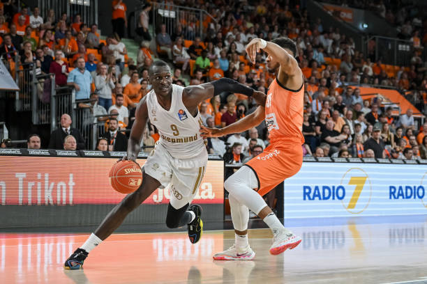 争者展示了 争者展示了